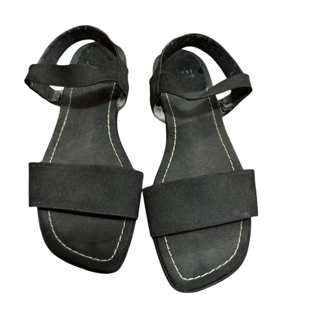 Stuart Weitzman stretch fabric flat sandals. Size 7.5M. Gently worn.